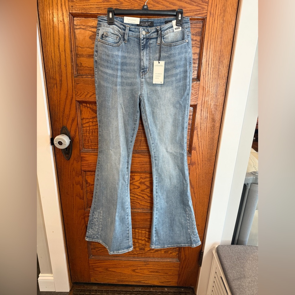 Judy Blue WESTERN Flare Jeans NWT size 9/29